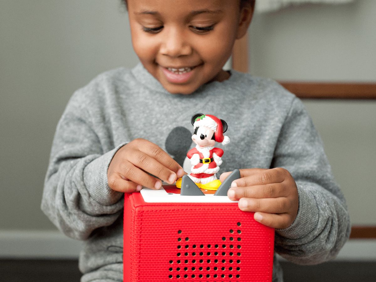 Disney Holiday Mickey Tonie